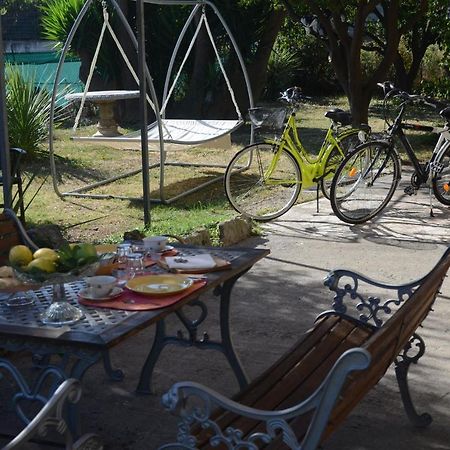 Calicantus Bed And Breakfast Albenga Zewnętrze zdjęcie